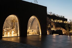 One of One Hotel