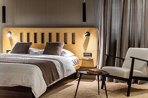 Maison Bucarest Apartments by Olala Homes