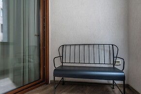 Maison Bucarest Apartments by Olala Homes