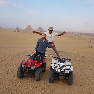 Cleopatra Tower Pyramids Hotel