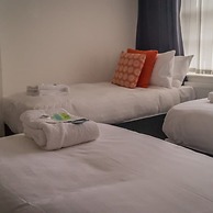The Racecourse Gathering 5 Bed - Sleeps 12 City Centre