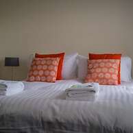 The Racecourse Gathering 5 Bed - Sleeps 12 City Centre