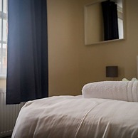 The Racecourse Gathering 5 Bed - Sleeps 12 City Centre