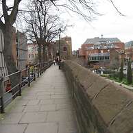 The Racecourse Gathering 5 Bed - Sleeps 12 City Centre