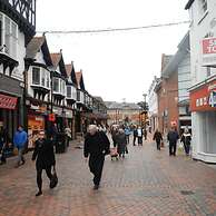 The Glyndwr - Berwyn House Central Wrexham