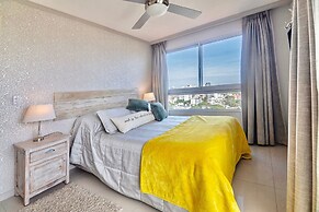 Oceana Suites Ocean Drive