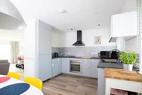 Bright Modern Selsey Seafront Home