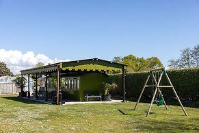 Unique Comfy Remodelled Railway Carriage