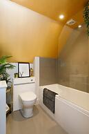 Luxury Penthouse Super King Bed 5 min to Beach