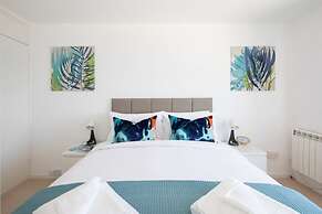 Beachfront Apartment With Panoramic Sea Views
