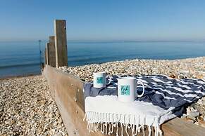 Beachfront Apartment With Panoramic Sea Views