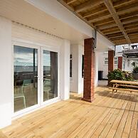 Beautiful Beachfront House wth Balcony Sea Views