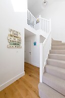 Delightful Seaside Hideaway 5 Mins to Beach