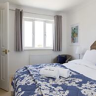 Wonderful Seafront Home - Panoramic Ocean Views
