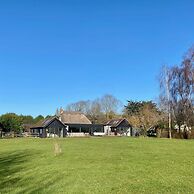 Luxury Cottage Conversion Close to Beaches