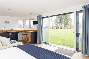 Luxury Cottage Conversion Close to Beaches
