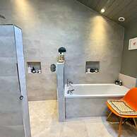 Luxury Countryside Haven for 10