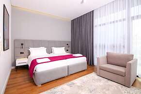 N HOTEL BY NOSHI