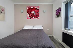 1 Bed Flat - Sleeps 2 - Wifi