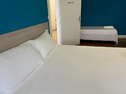 VENICE NIGHT TRIPLA ROOM SHARED TOILETB6