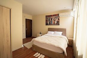 King of Pharaohs Pyramids View