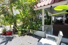 Bungalow - Sleeps 2 - Terrace - Beach Close