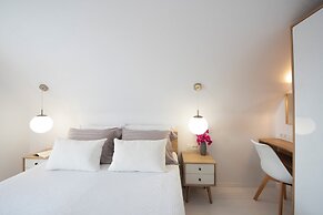 White Orchid Suites