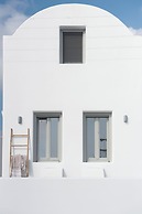 White Orchid Suites