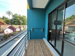 J & Ariya Hotel