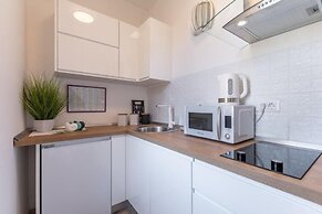 Apartments and Room Poesia