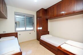Holiday 2-bed Apartment Seaview
