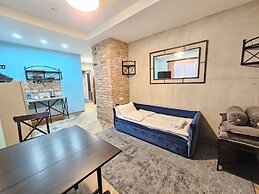 Brooch Boutique Hotel