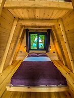 Dora Suit Bungalov
