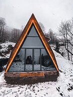 Dora Suit Bungalov