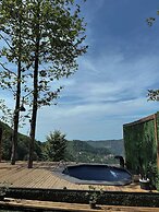 Dora Suit Bungalov
