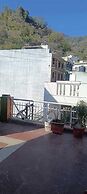 Shiv Ganga Hotel