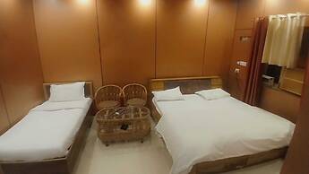 Shiv Ganga Hotel