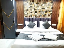 Hotel Asha Delight