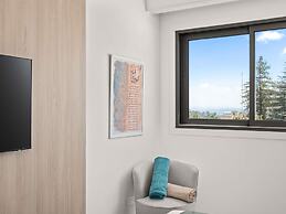 Mercure Larnaca Finikoudes Beach