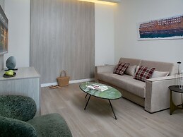 Mercure Larnaca Finikoudes Beach