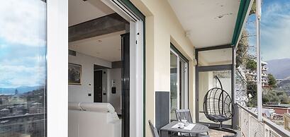 Stunning Seaview Apartment by Wonderful Italy