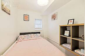 2-bed - Sleeps 4 - With Garden