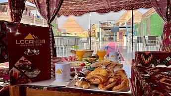 Locanda pyramids view