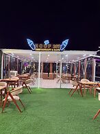 Locanda pyramids view
