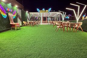 Locanda pyramids view
