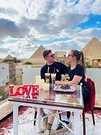 Locanda pyramids view