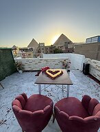 Locanda pyramids view