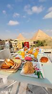 Locanda pyramids view