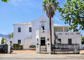 The Grand Hotel Robertson