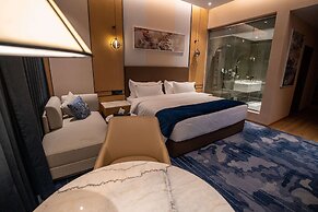 Best Western Plus Danat Almansak Hotel